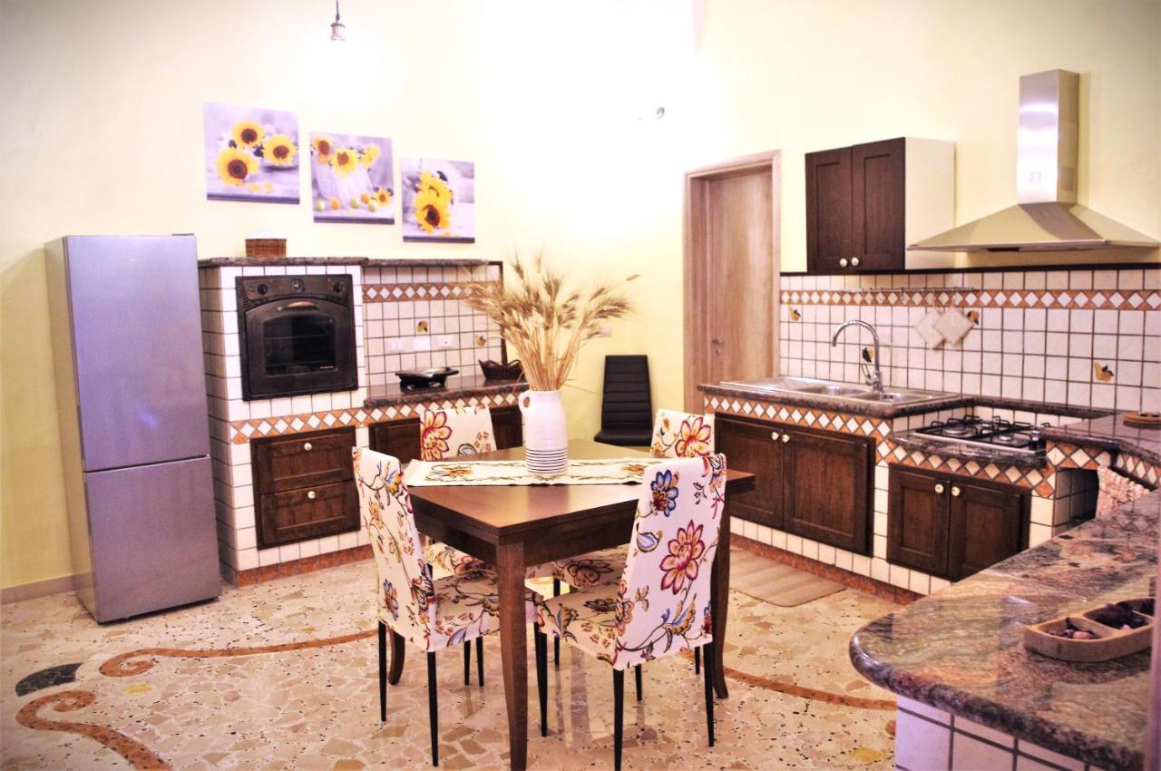 Casa Vacanze "Alizza" أليزيو المظهر الخارجي الصورة